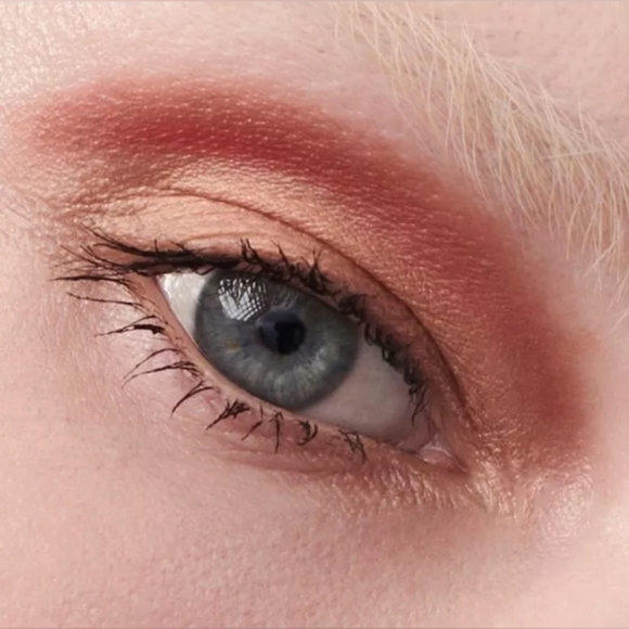 NWT Prada Beauty Dimensions Multi-Effect Refillable Eyeshadow Palette - 06 PULP - Picture 5 of 5